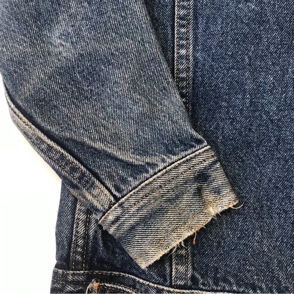 Vintage Gap Jean Jacket, Size 4 (XS). - Picture 4 of 6